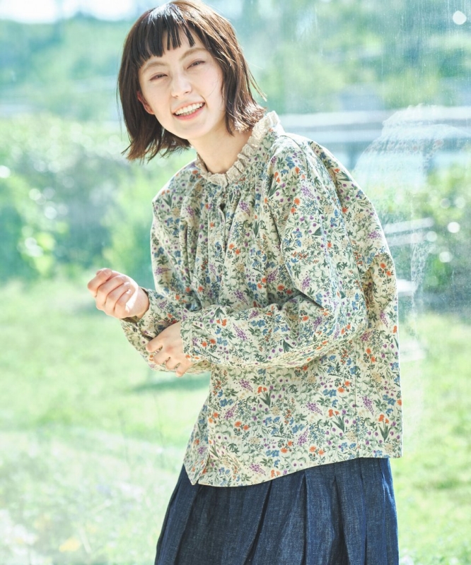 日本品牌 蕾絲領燈心絨印花襯衫 2色