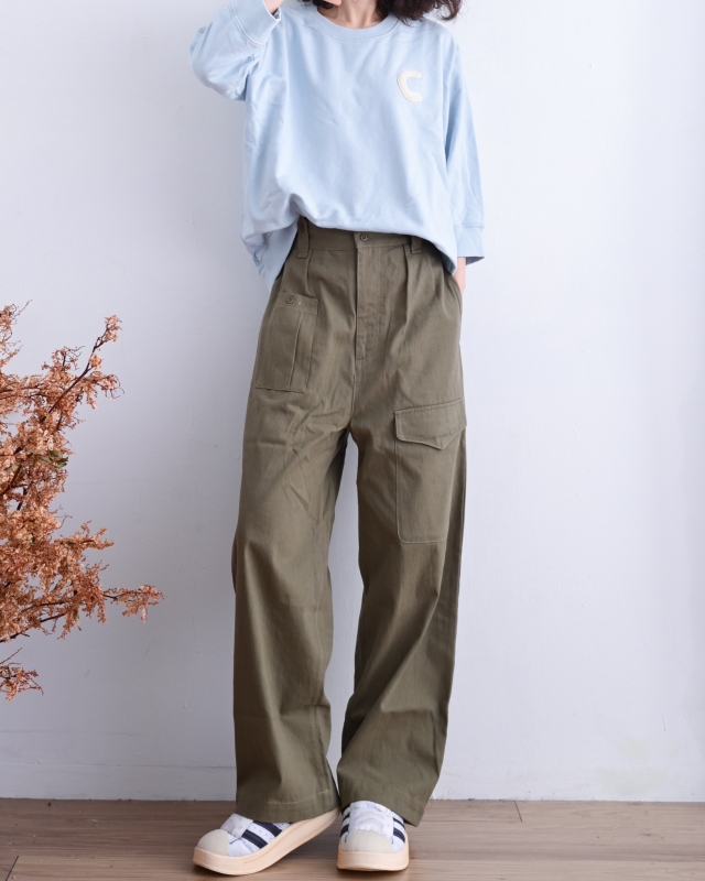 日本品牌 不對稱口袋直筒褲 2色
