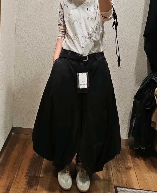 日本品牌 黑牛仔開岔寬褲