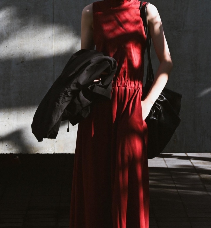 日本訂製服 削肩高領背心洋 2色