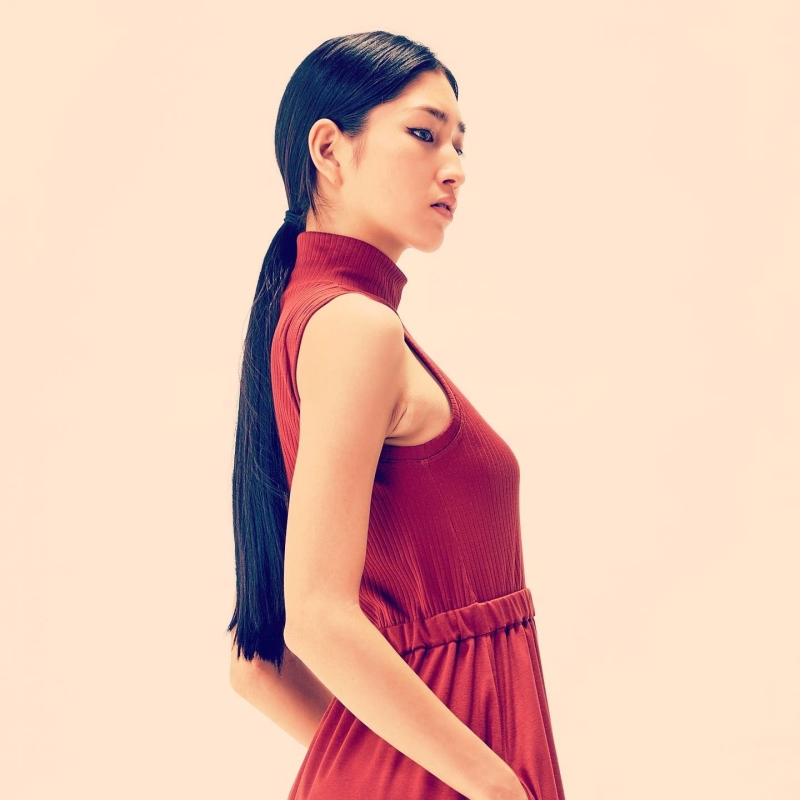 日本訂製服 削肩高領背心洋 2色