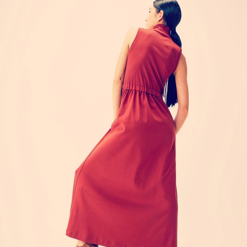 日本訂製服 削肩高領背心洋 2色