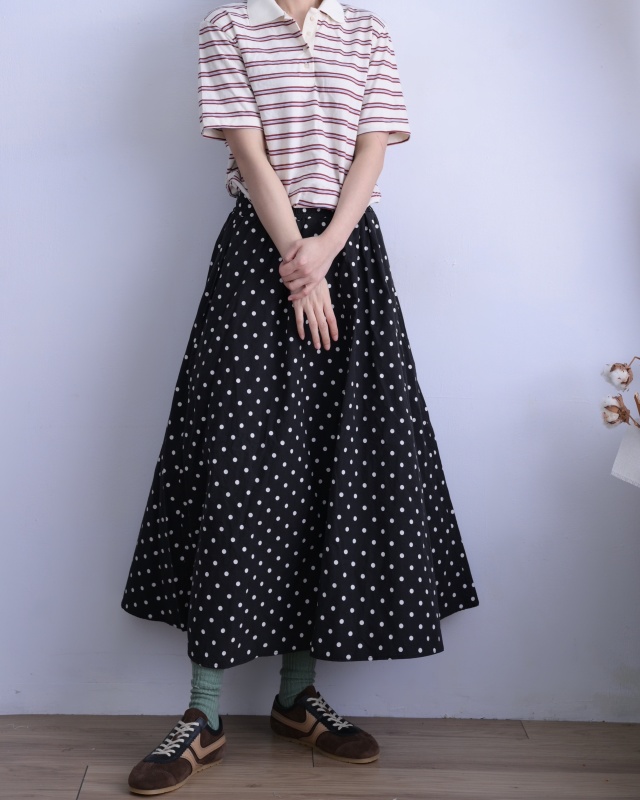 韓 白點點長裙 2色 size
