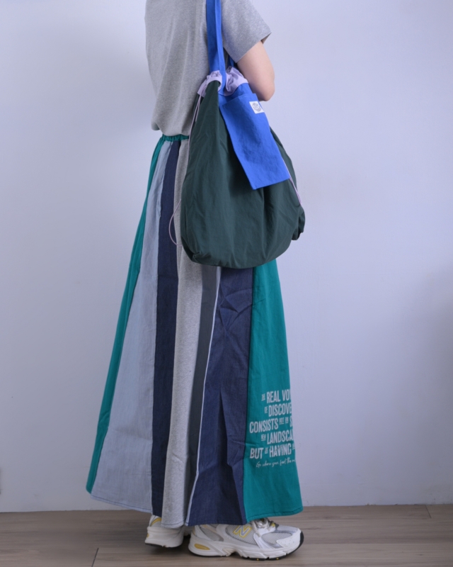 日本品牌 瘋狂拚色印花長裙