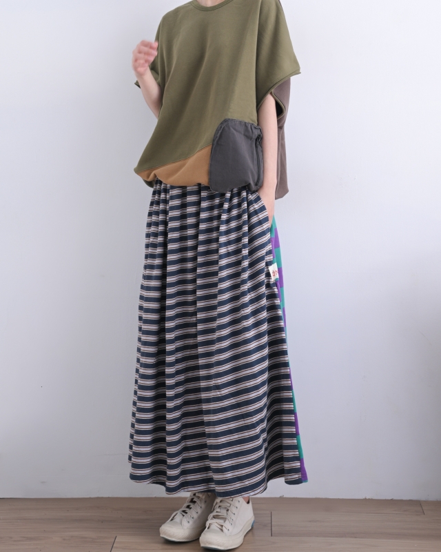 日本品牌 不對稱配色拉鍊口袋上衣