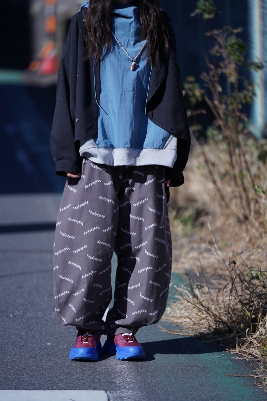 日本伊努伊努 異材質拚色連帽上衣 3色 大人款