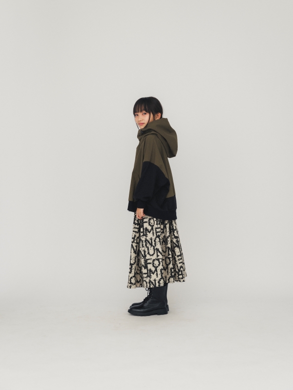 日本伊努伊努 異材質拚色連帽上衣 3色 大人款