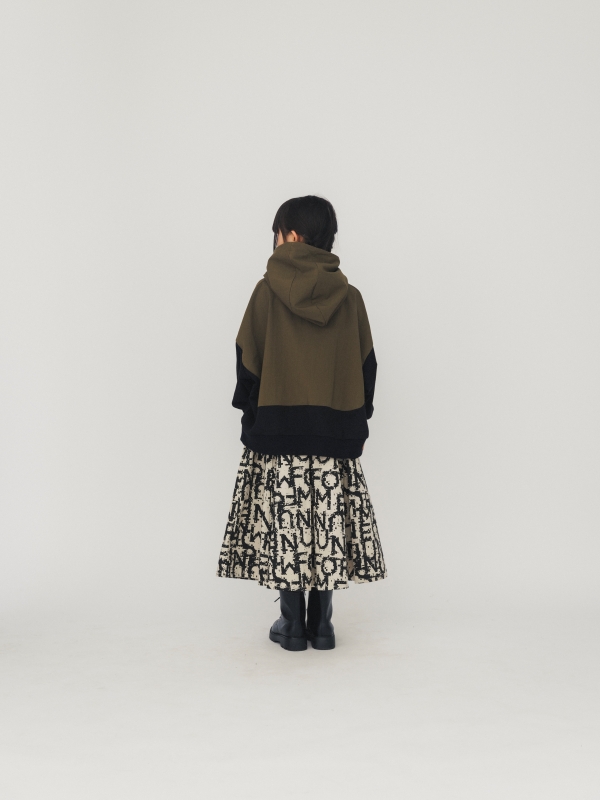 日本伊努伊努 異材質拚色連帽上衣 3色 大人款