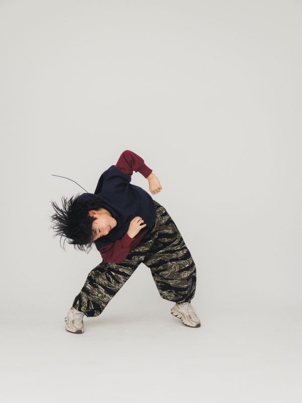 日本伊努伊努 異材質拚色連帽上衣 3色 大人款