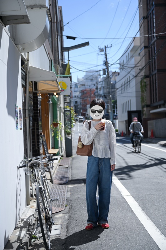 日本品牌 褶袖刺繡襯衫 2色