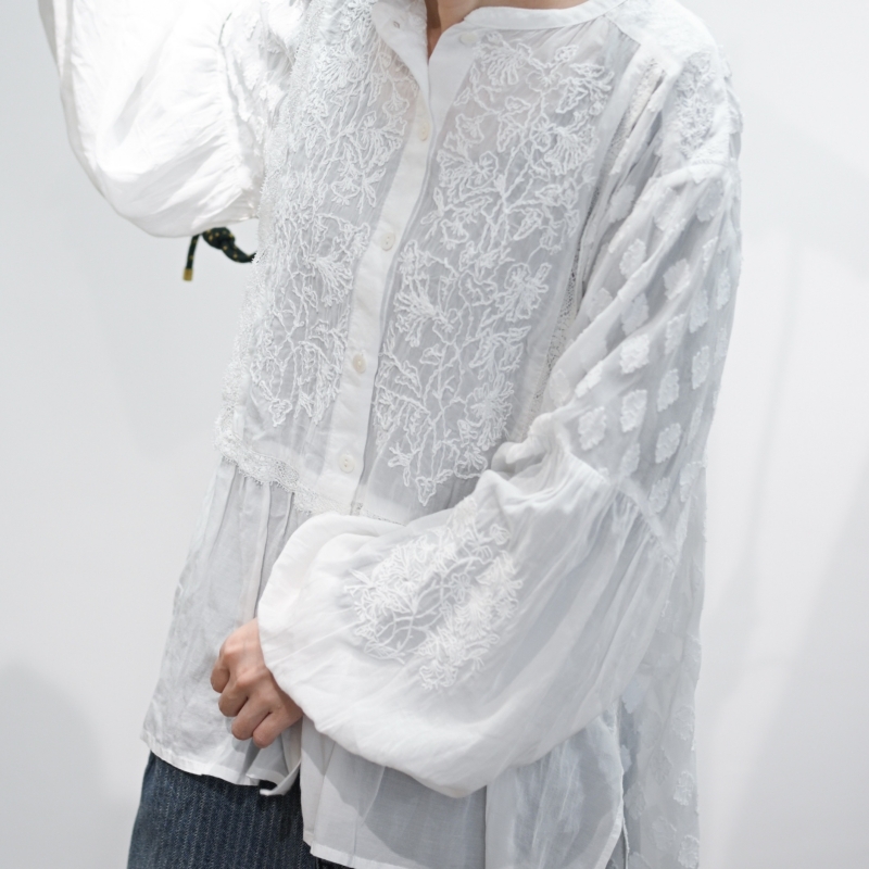 日本品牌 復古刺繡蓬鬆提花襯衫 2色