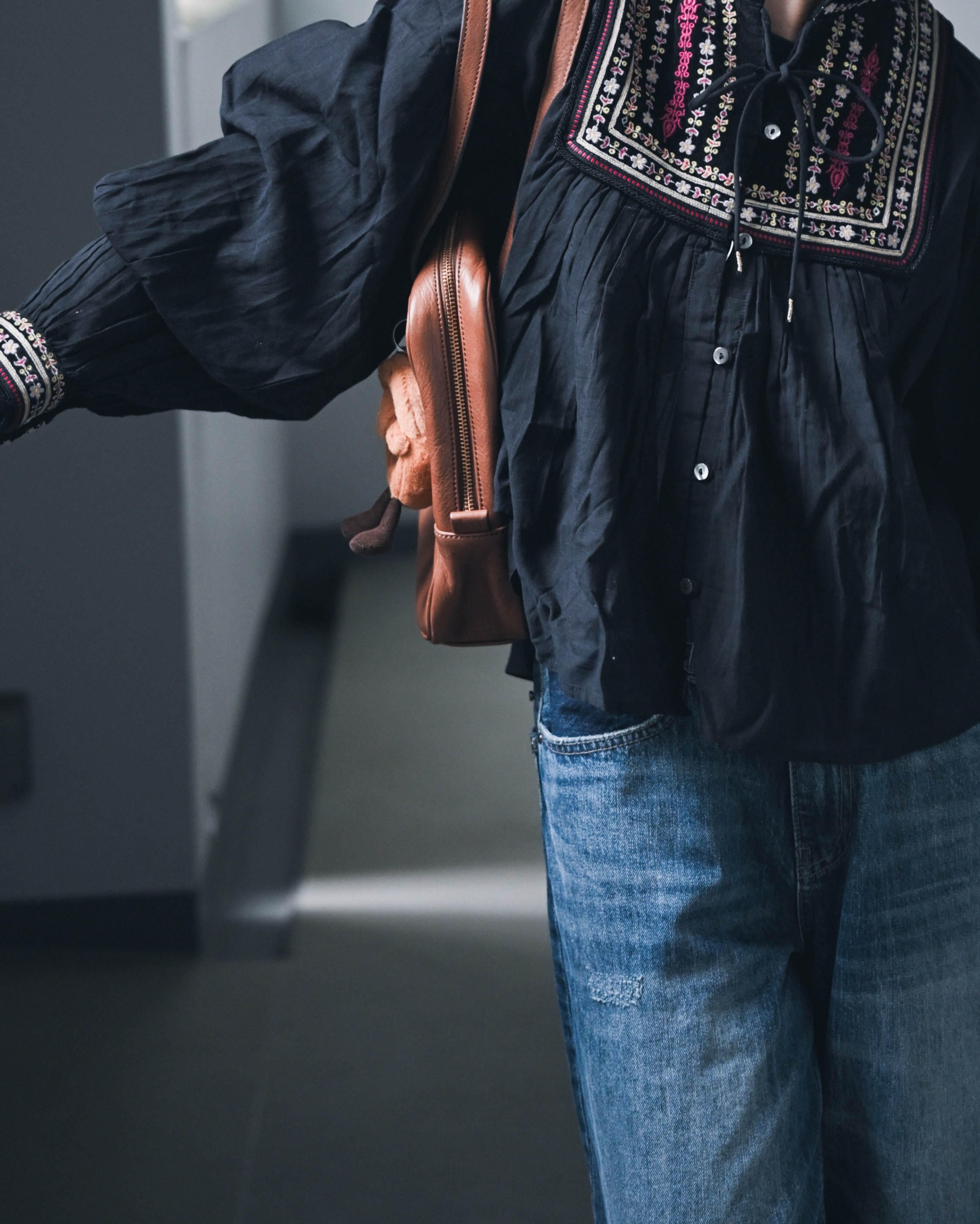 日本品牌 波西米亞風多色刺繡襯衫