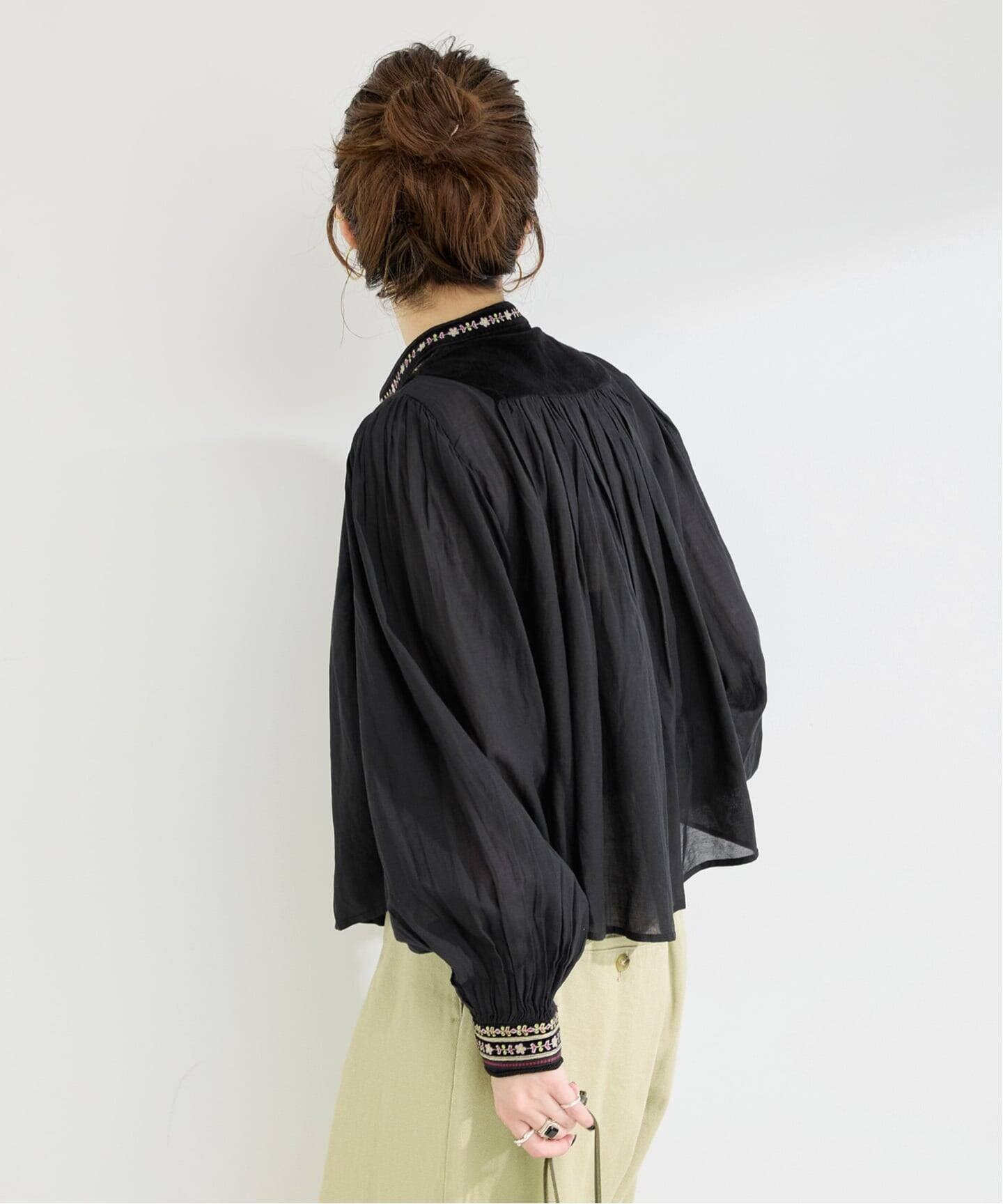 日本品牌 波西米亞風多色刺繡襯衫