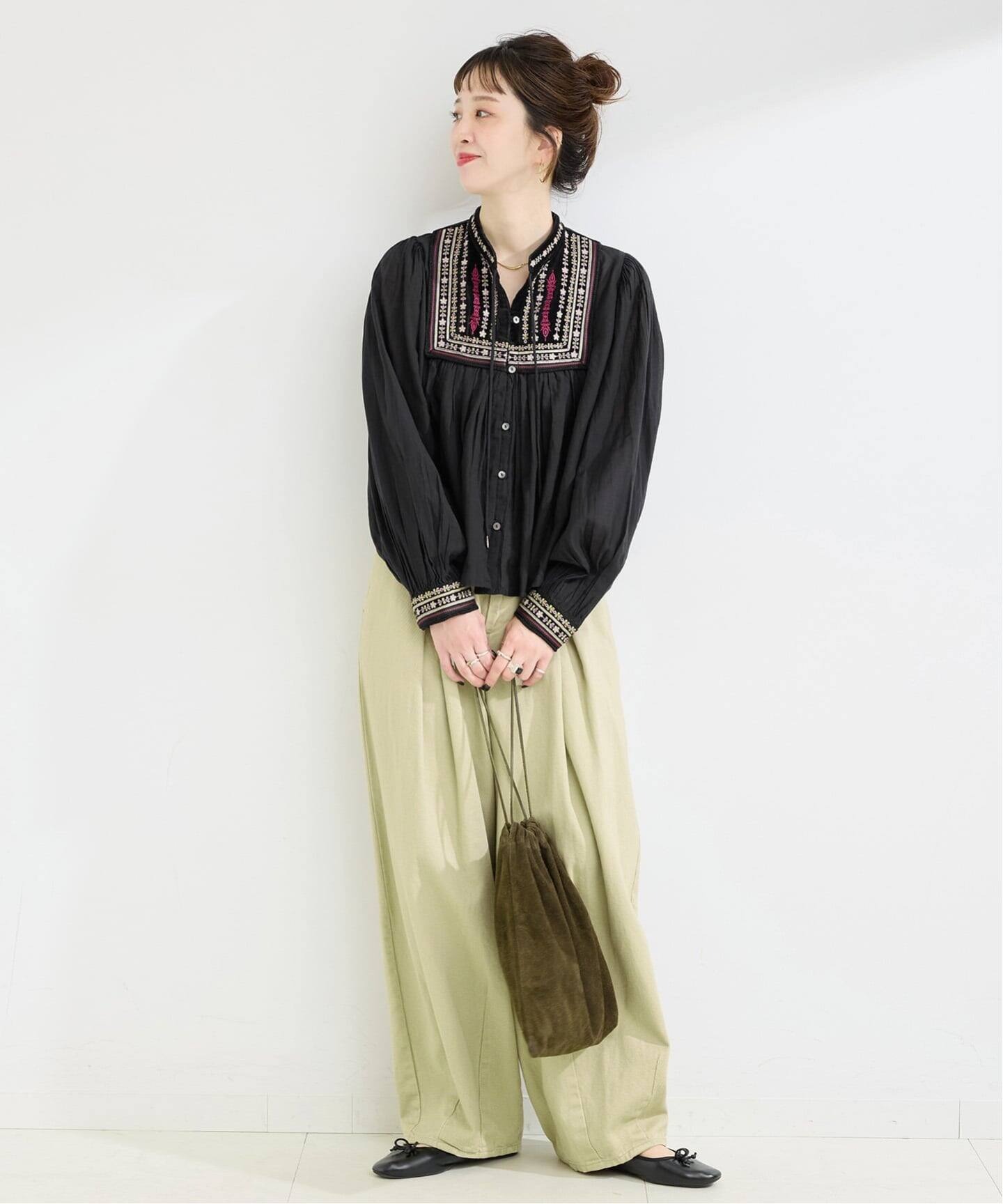 日本品牌 波西米亞風多色刺繡襯衫