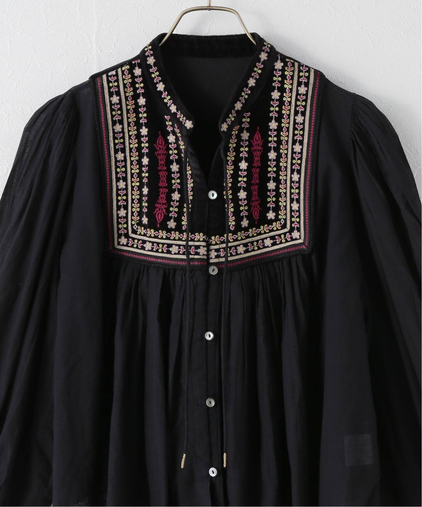 日本品牌 波西米亞風多色刺繡襯衫