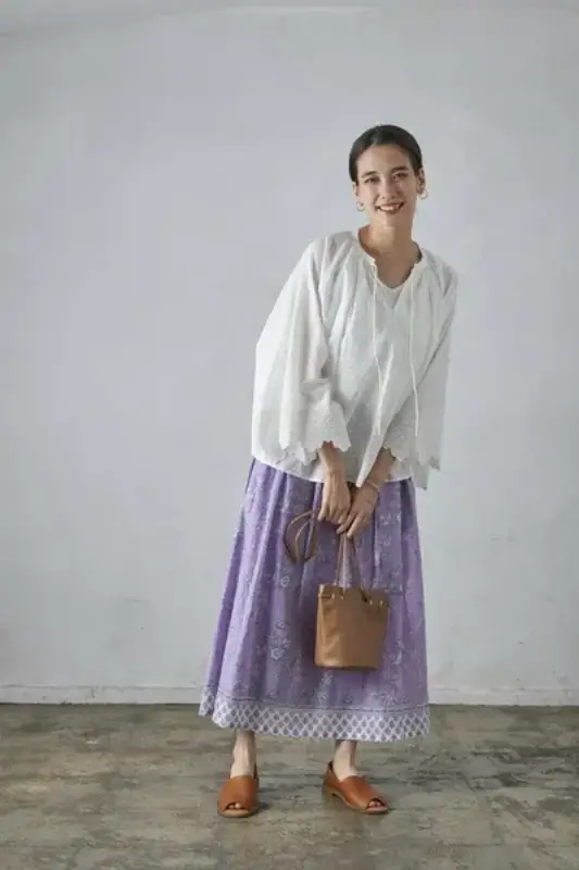 日本品牌 扇貝邊鏤空刺繡蓬蓬襯衫