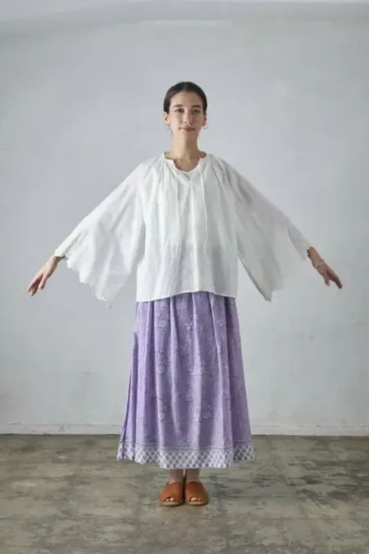 日本品牌 扇貝邊鏤空刺繡蓬蓬襯衫