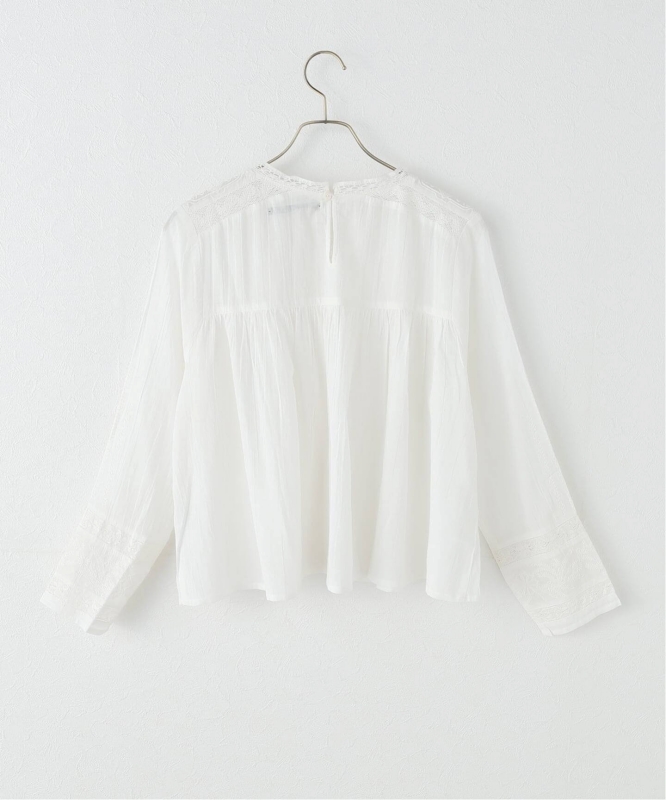 日本品牌 復古刺繡蕾絲褶襉襯衫