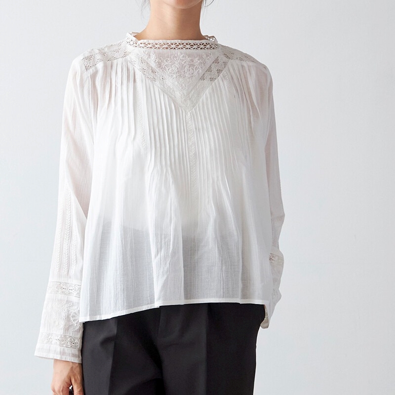 日本品牌 復古刺繡蕾絲褶襉襯衫