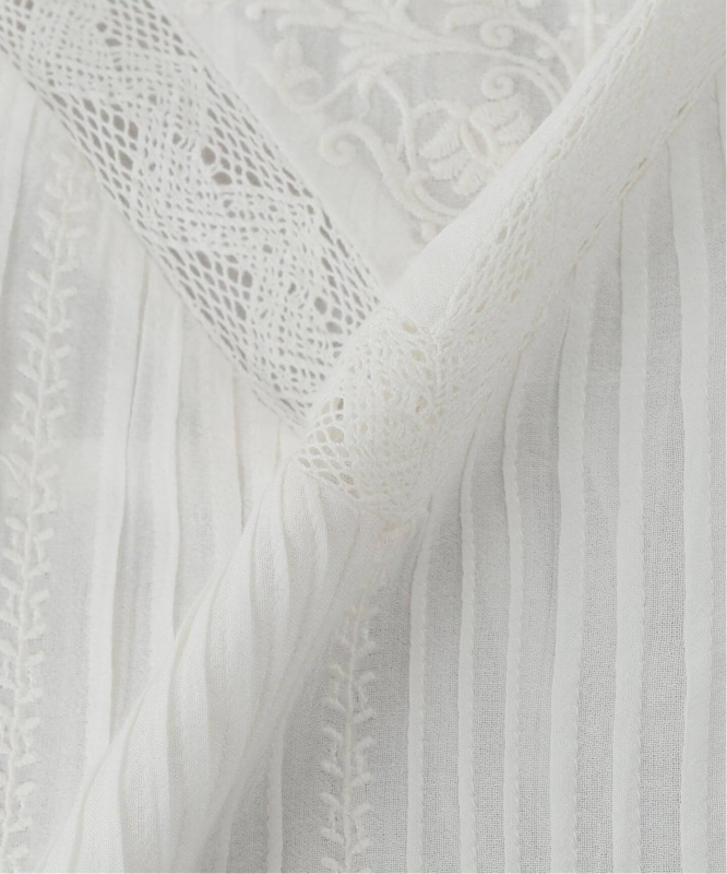 日本品牌 復古刺繡蕾絲褶襉襯衫