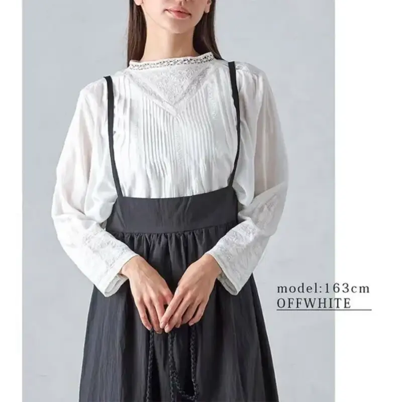 日本品牌 復古刺繡蕾絲褶襉襯衫