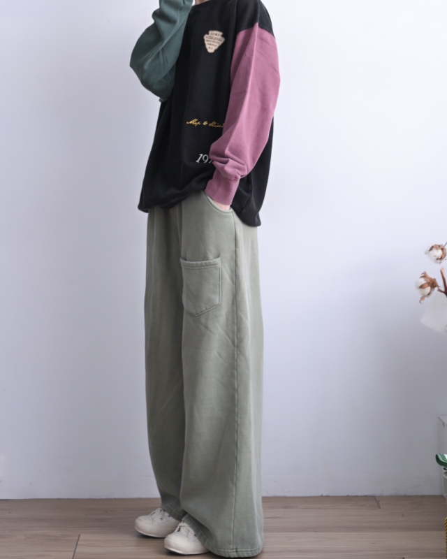 日本品牌 內刷毛刺繡貼布拼色大學T