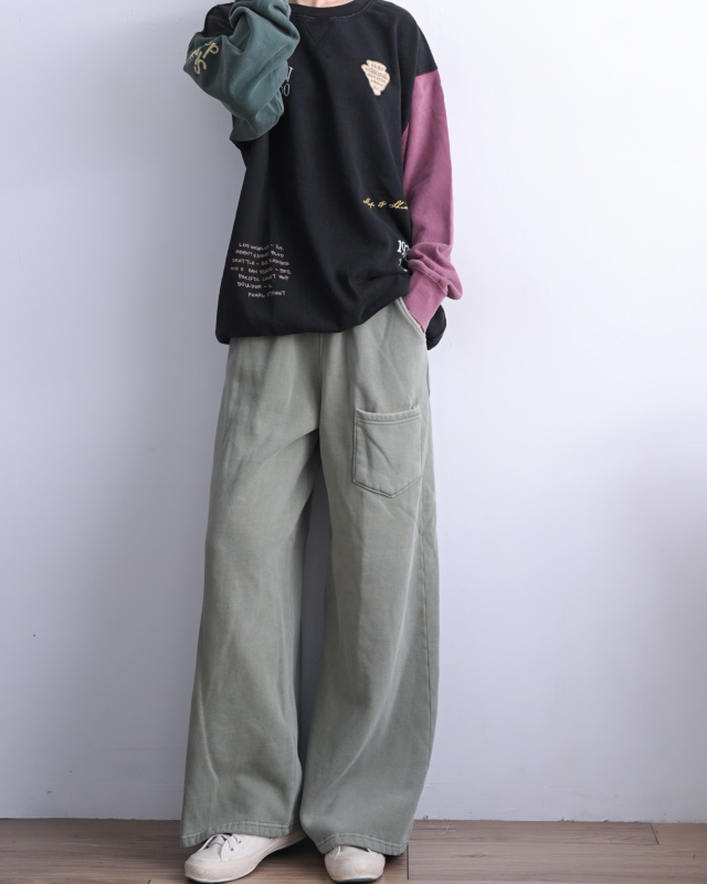 日本品牌 內刷毛刺繡貼布拼色大學T