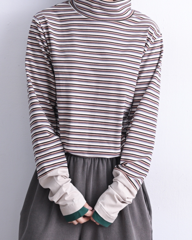 日本品牌 細條紋拼接高領內搭上衣 3色