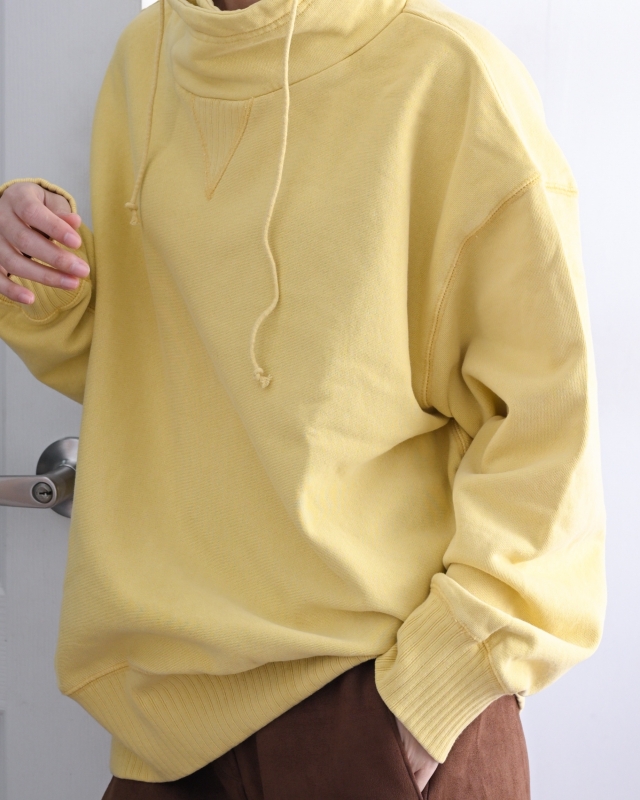 日本品牌 抽繩高領刷毛上衣 2色