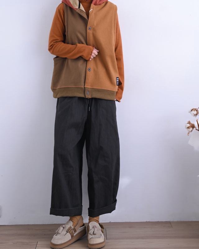 日本品牌 內刷毛拚色連帽背心