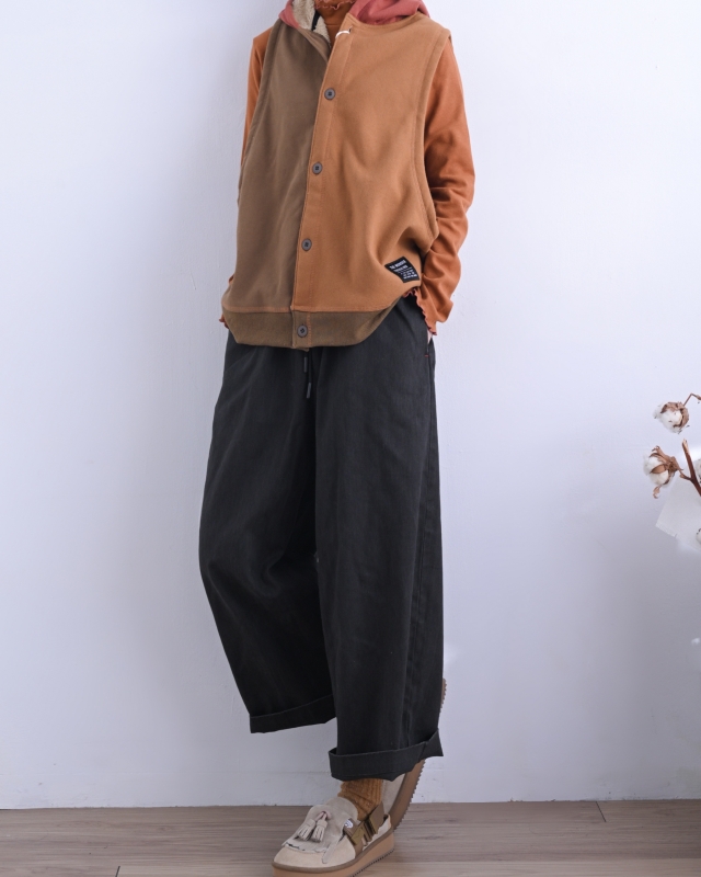 日本品牌 內刷毛拚色連帽背心