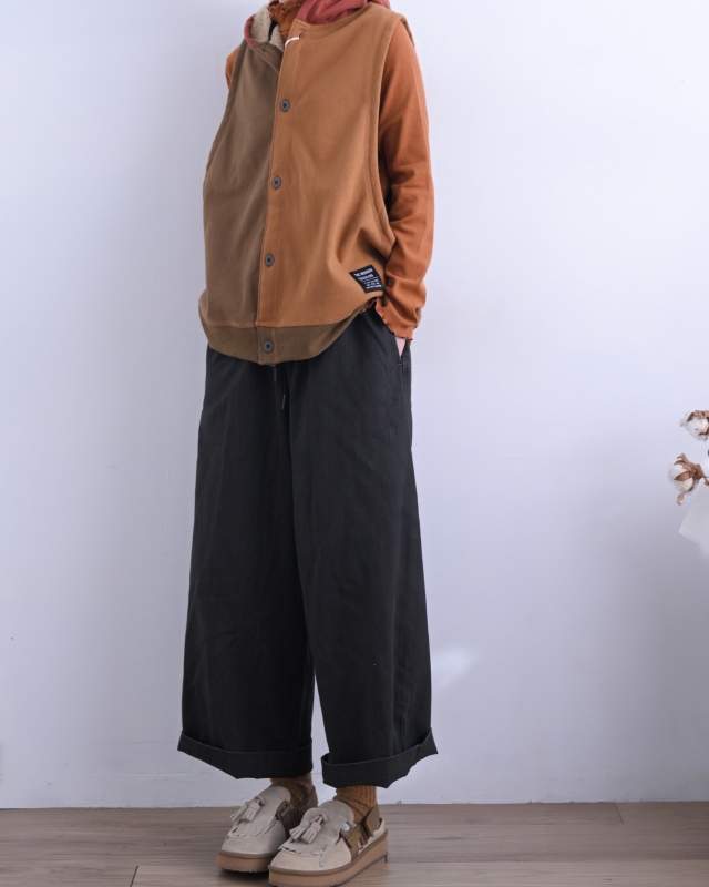 日本品牌 內刷毛拚色連帽背心