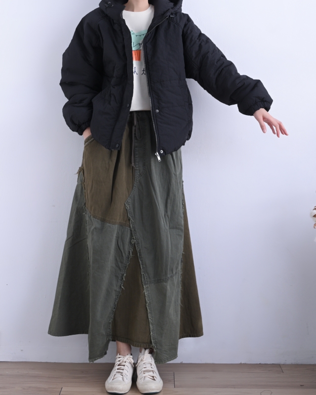 日本品牌 硫化染斜紋x迷你人字紋拼接長裙 2色