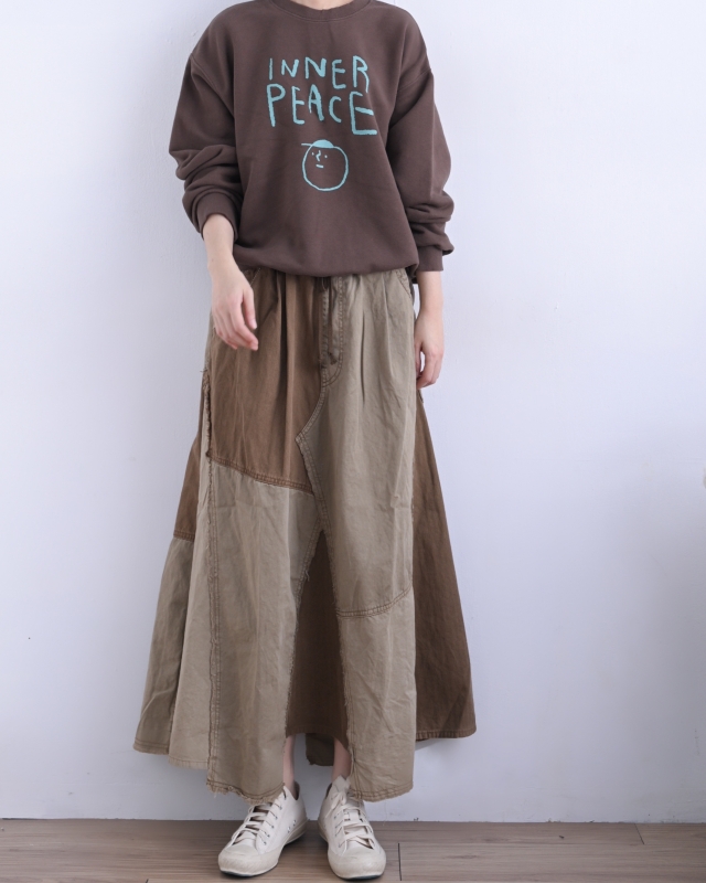 日本品牌 硫化染斜紋x迷你人字紋拼接長裙 2色