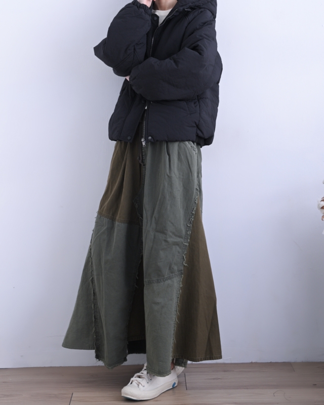 日本品牌 硫化染斜紋x迷你人字紋拼接長裙 2色