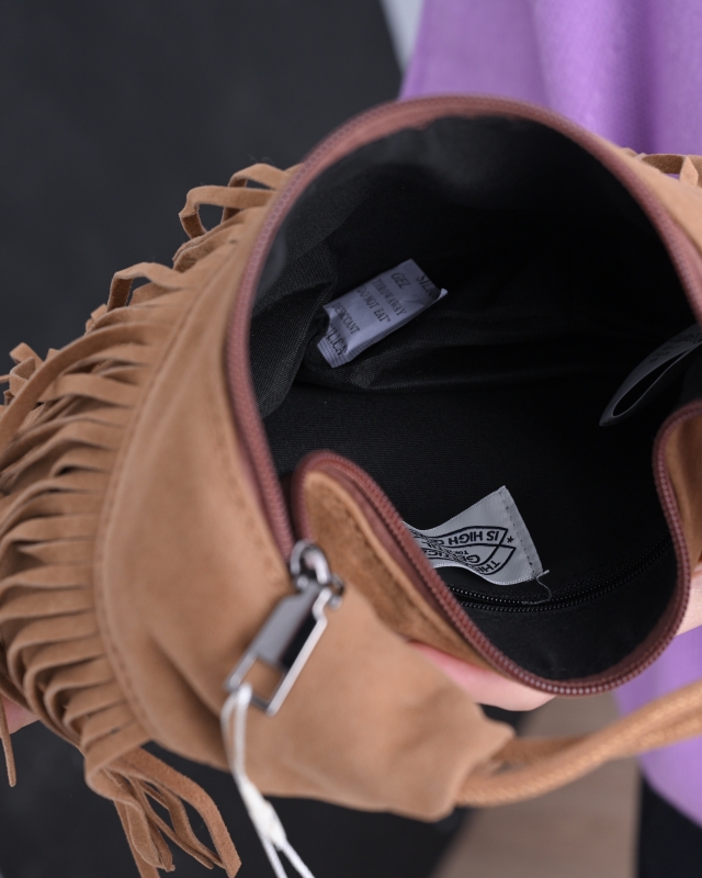 日本品牌 日常感流蘇肩背包