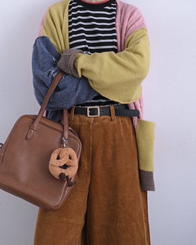 日本品牌 Yakufeel 針織配色V領開襟衫