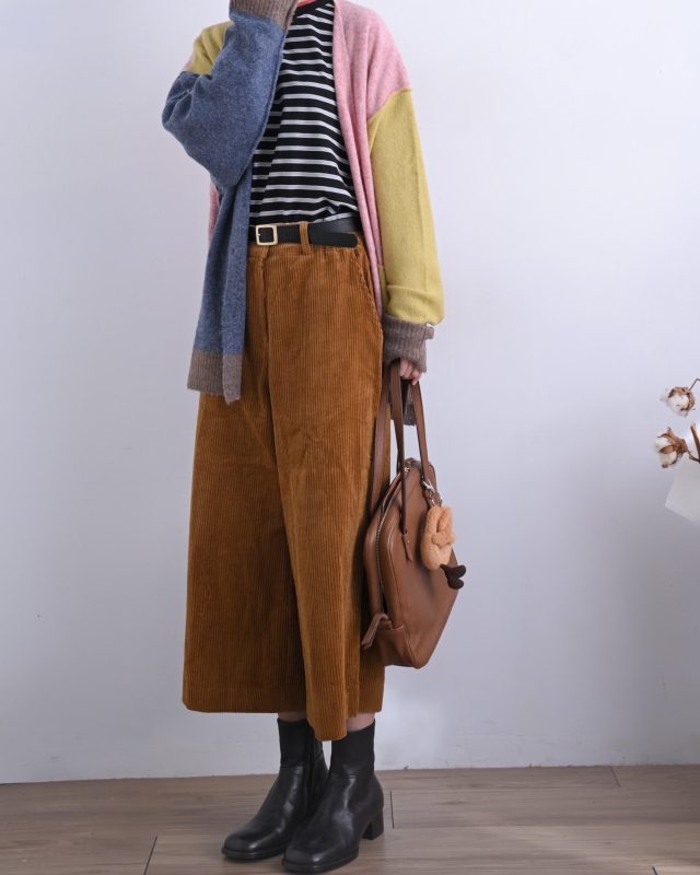 日本品牌 Yakufeel 針織配色V領開襟衫