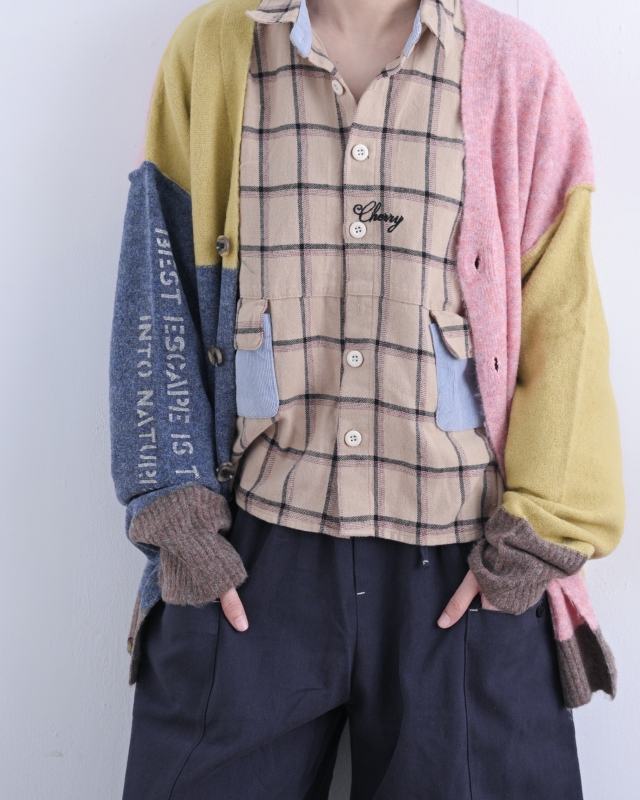 日本品牌 Yakufeel 針織配色V領開襟衫