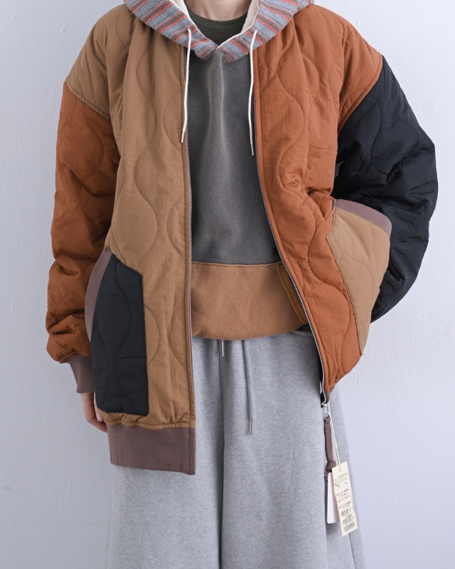 日本品牌 瘋狂拚色絎縫軍風夾克