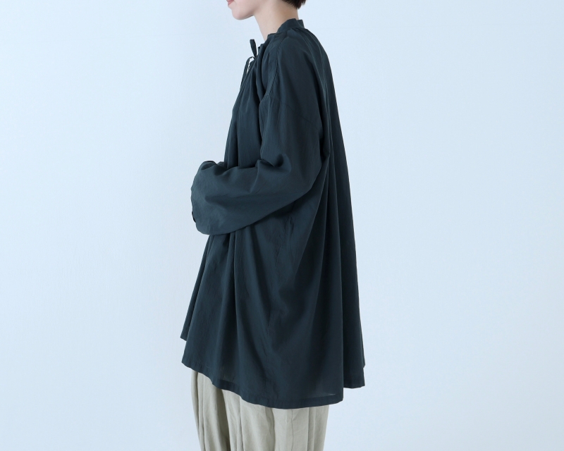 日本奶奶家 祕魯綿教堂領褶飾上衣 8色