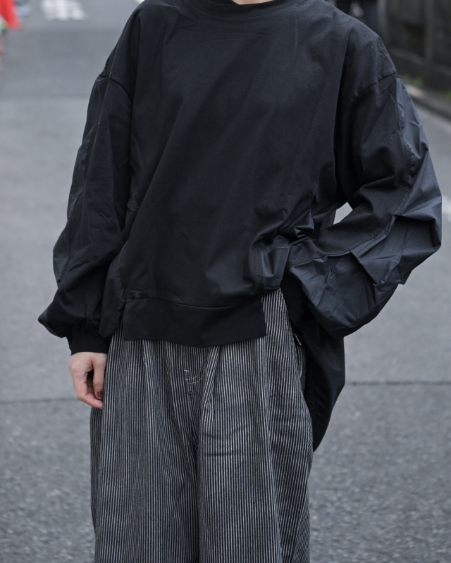 日本品牌 立體層次拼接寬版上衣