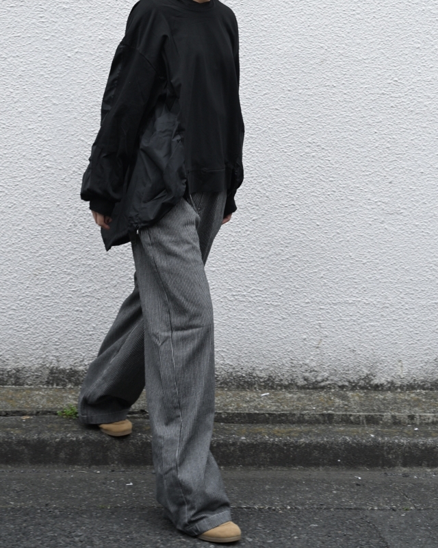 日本品牌 立體層次拼接寬版上衣