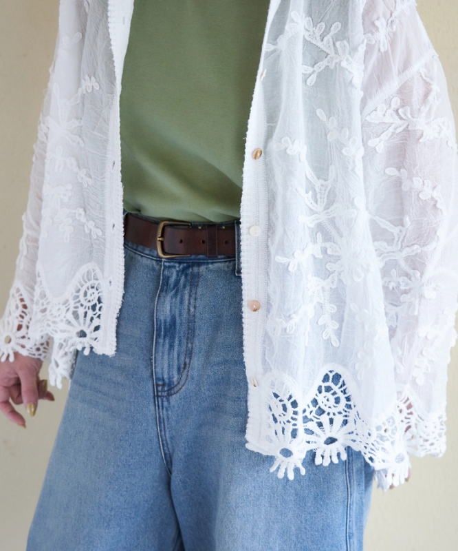 日本品牌 鉤花蕾絲襯衫