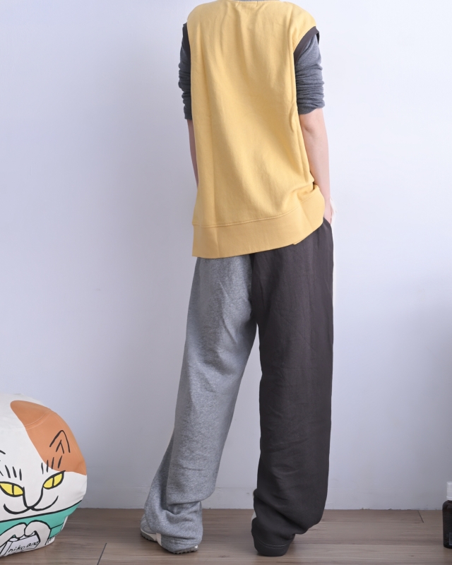 日本品牌 瘋狂拚色側開岔背心