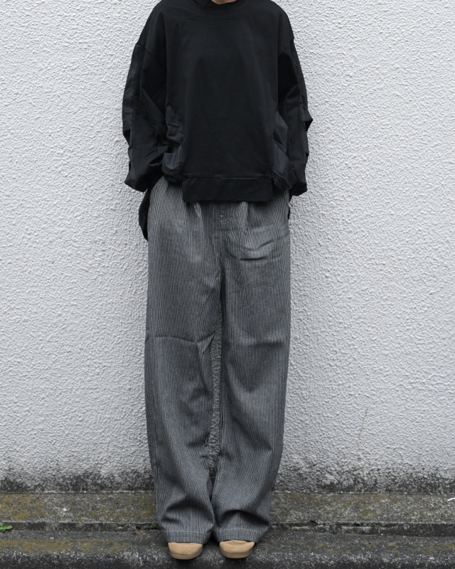 日本品牌 細條紋吊帶寬褲