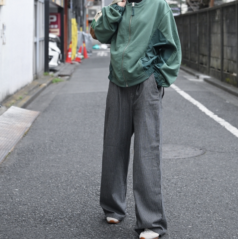 日本品牌 細條紋吊帶寬褲