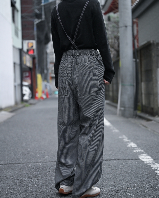 日本品牌 細條紋吊帶寬褲