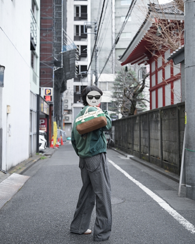 日本品牌 異材質拼接拉鍊外套