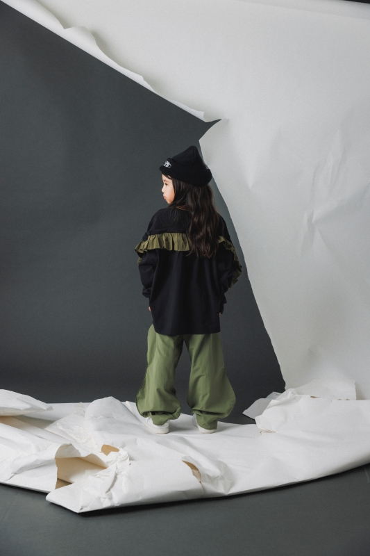 日本伊努伊努 立體拚荷葉上衣 大人款 3色